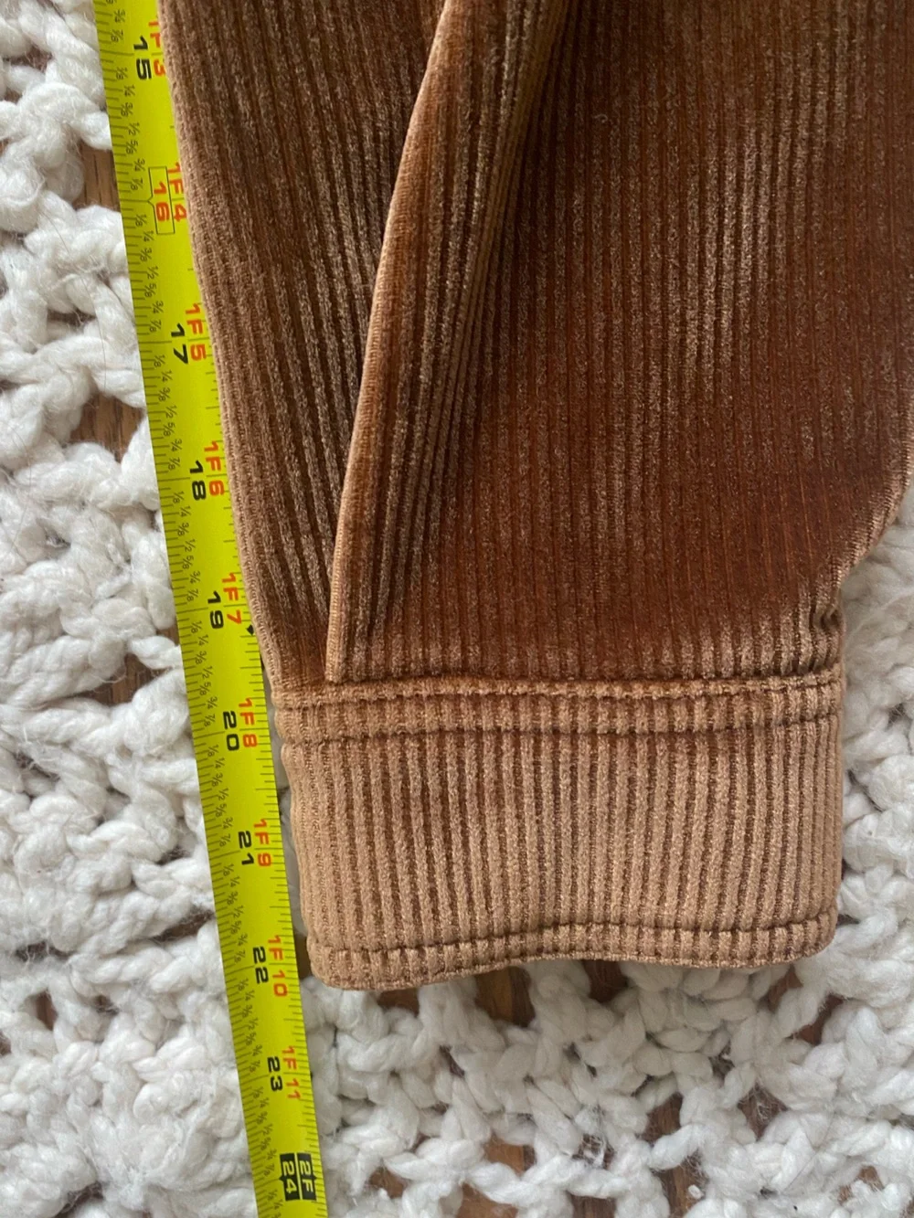 ALO Yoga Mountainside Velour Shacket in Cinnamon Brown - Picture 14 of 14